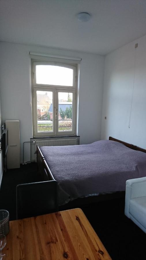 Bed and Breakfast Op De Burg Венло Экстерьер фото
